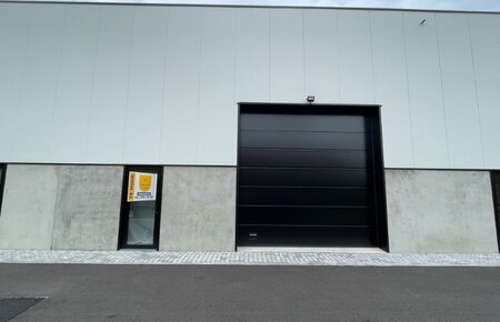 *VERHUURD* Nieuwbouw KMO-unit van 126m² te huur in Zwijndrecht