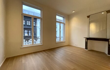 Luxueus gerenoveerde studio’s in authentieke herenwoning nabij het Zuidpark/Vlaanderenstraat