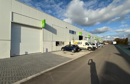 Nieuwbouw KMO Units van 216m² te huur op toplocatie in Evergem – Project Heermeers