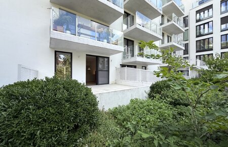 Recent gelijkvloers appartement met ruim terras en zicht op aangelegde binnentuin – topligging in Gent