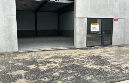 Nieuwbouw KMO-unit – 180 m² magazijn met 2 parkeerplaatsen
