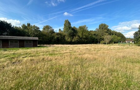 Mooi stuk grond 2.144 m² – KMO-zone Deinze