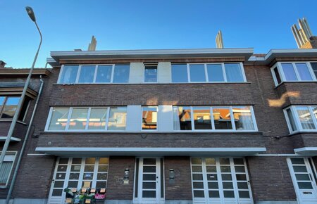 Instapklaar rustig gelegen appartement met garage & tuintje