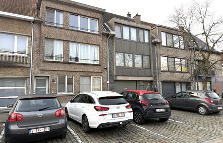 Rustige gelegen gerenoveerd appartement met terras