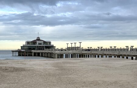 Prachtig hoekappartement met zeezicht vlakbij de Pier van Blankenberge