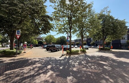Commerciële handelsruimte van 115 m² op toplocatie (Dorpsplein)
