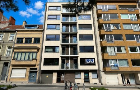 Ruim 3-slaapkamerappartement met groot terras en groen zicht op het Citadelpark