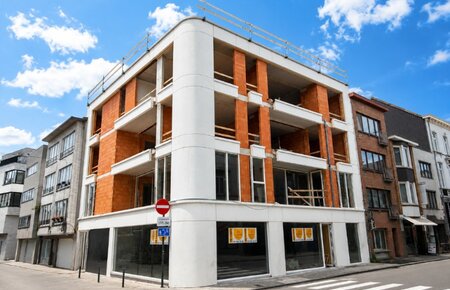 NIEUWBOUW HANDELSRUIMTE OP TOPLOCATIE AAN DE VLASMARKT
