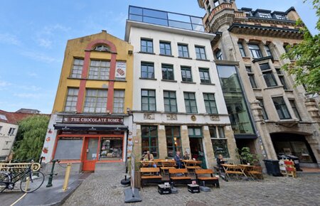 Stijlvol kantoor van 240 m² in historisch pand aan de Vrijdagmarkt