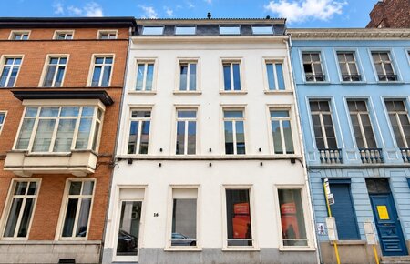 Luxueuze duplex met interne lift en zonnige terrassen nabij Portus Ganda
